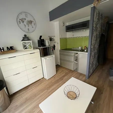 Le Cosy アパート ロワイヤン