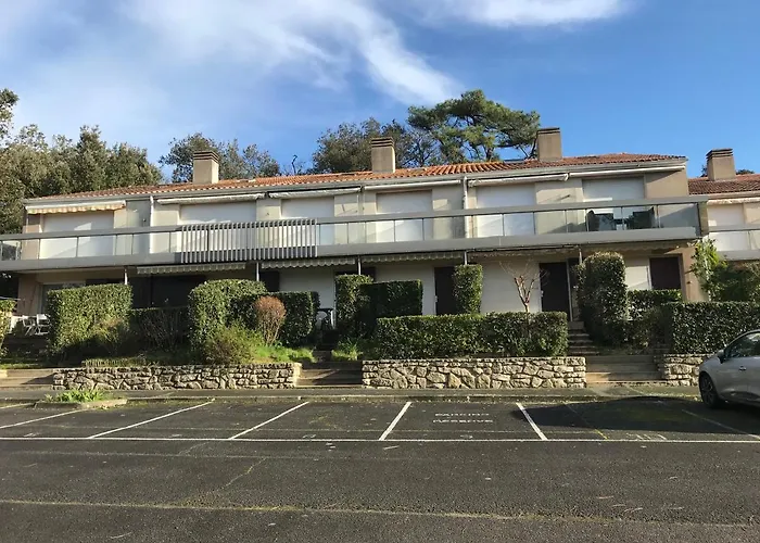 Le Cosy アパート *